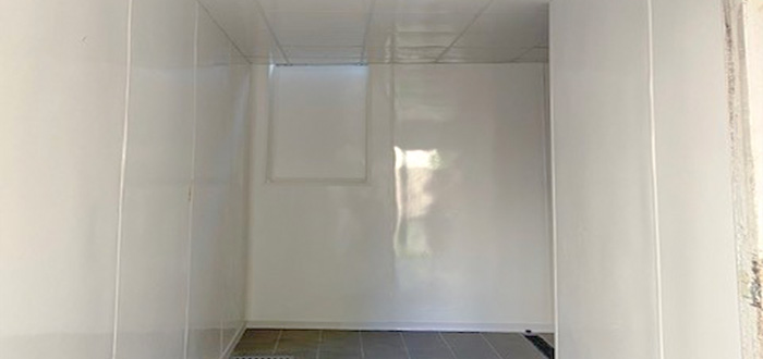 rénovation des murs et du plafond avec plaques et dalles